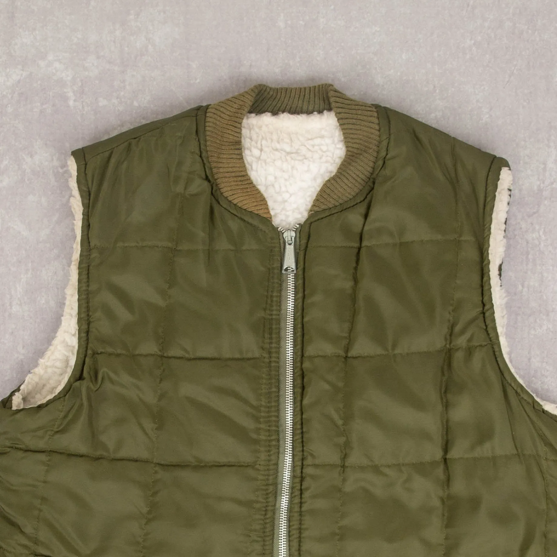 MEN'S VINTAGE 1980S QUILTED WORKWEAR GILET JACKET - MEDIUM