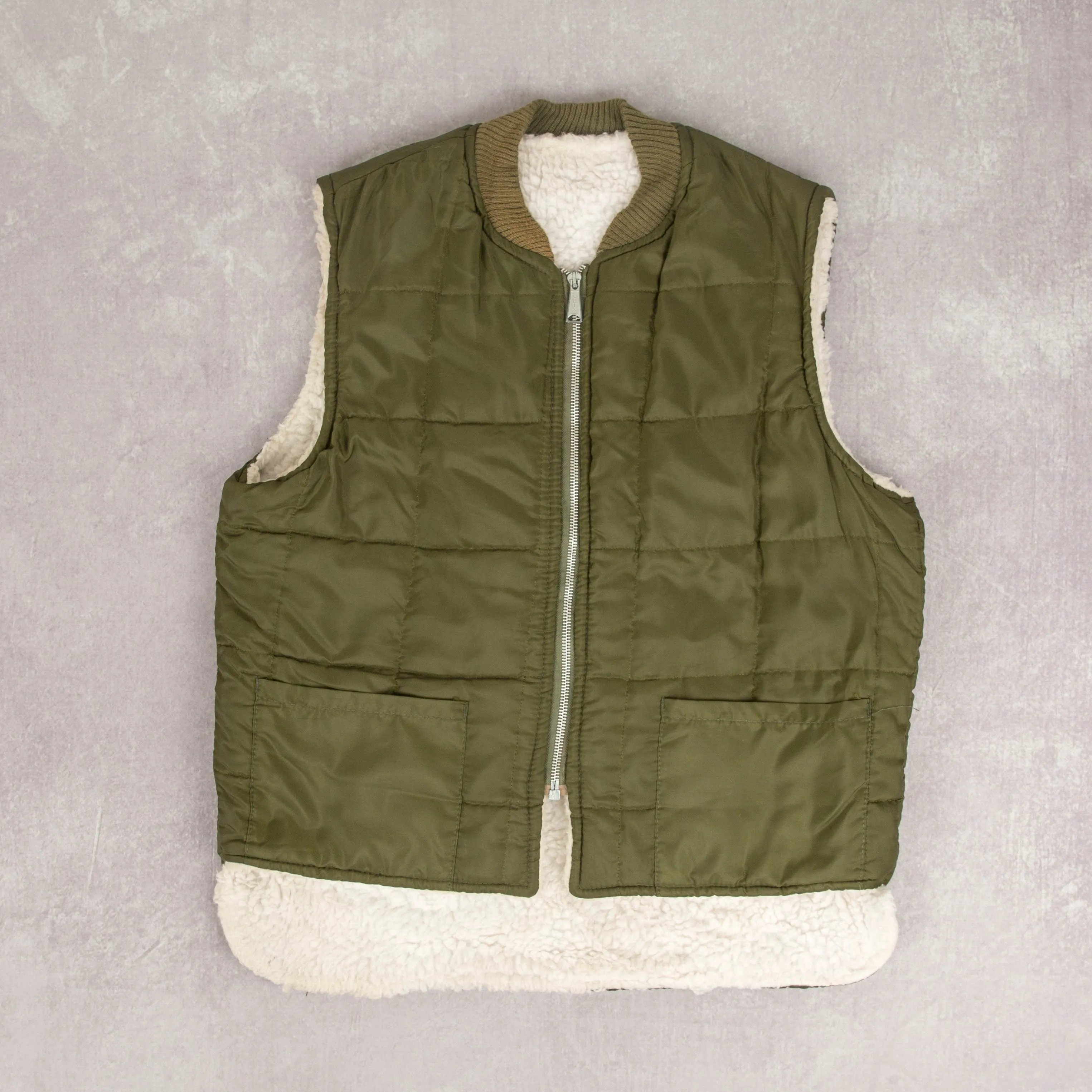 MEN'S VINTAGE 1980S QUILTED WORKWEAR GILET JACKET - MEDIUM